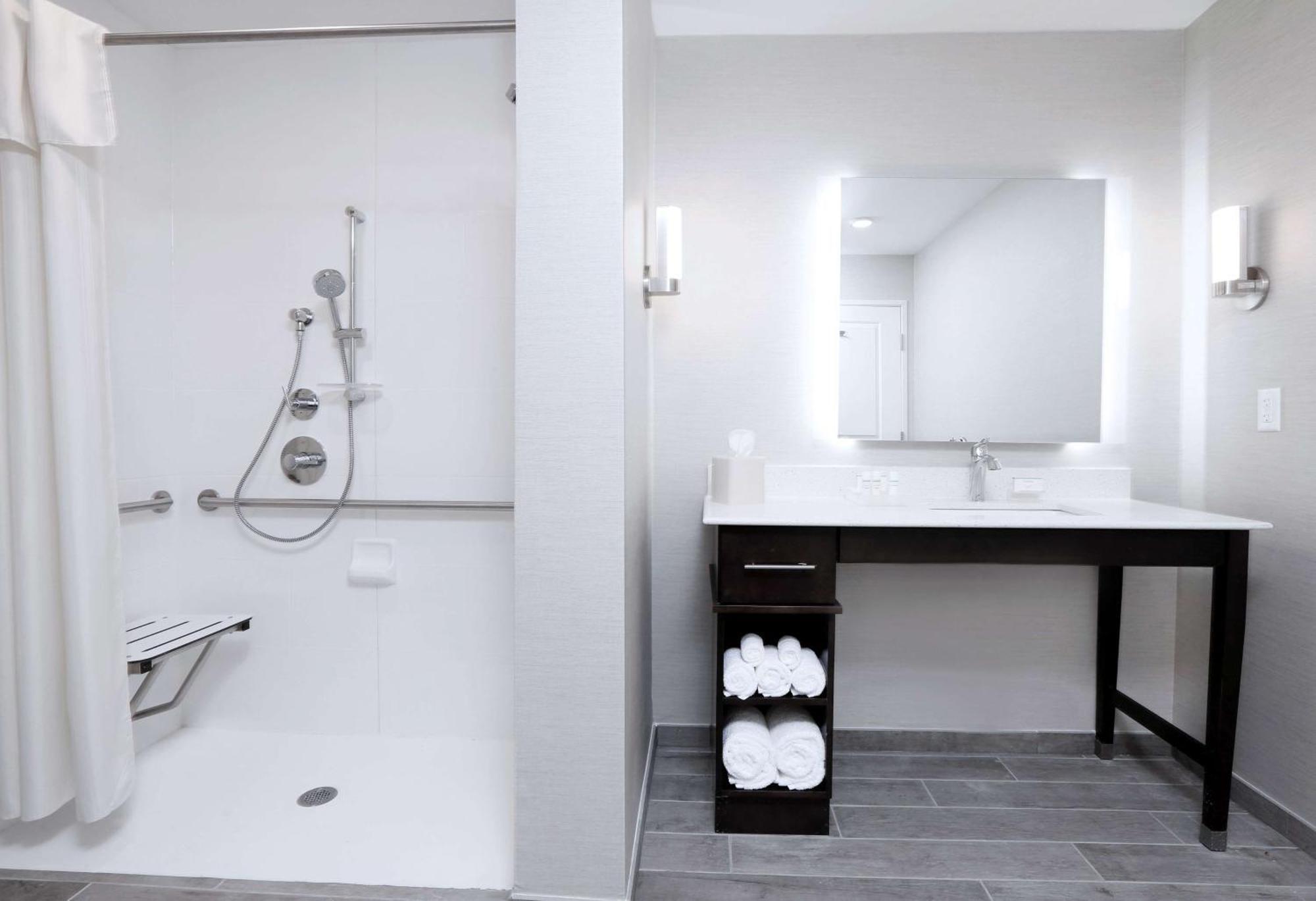 Homewood Suites By Hilton West Fargo/Sanford Medical Center Buitenkant foto
