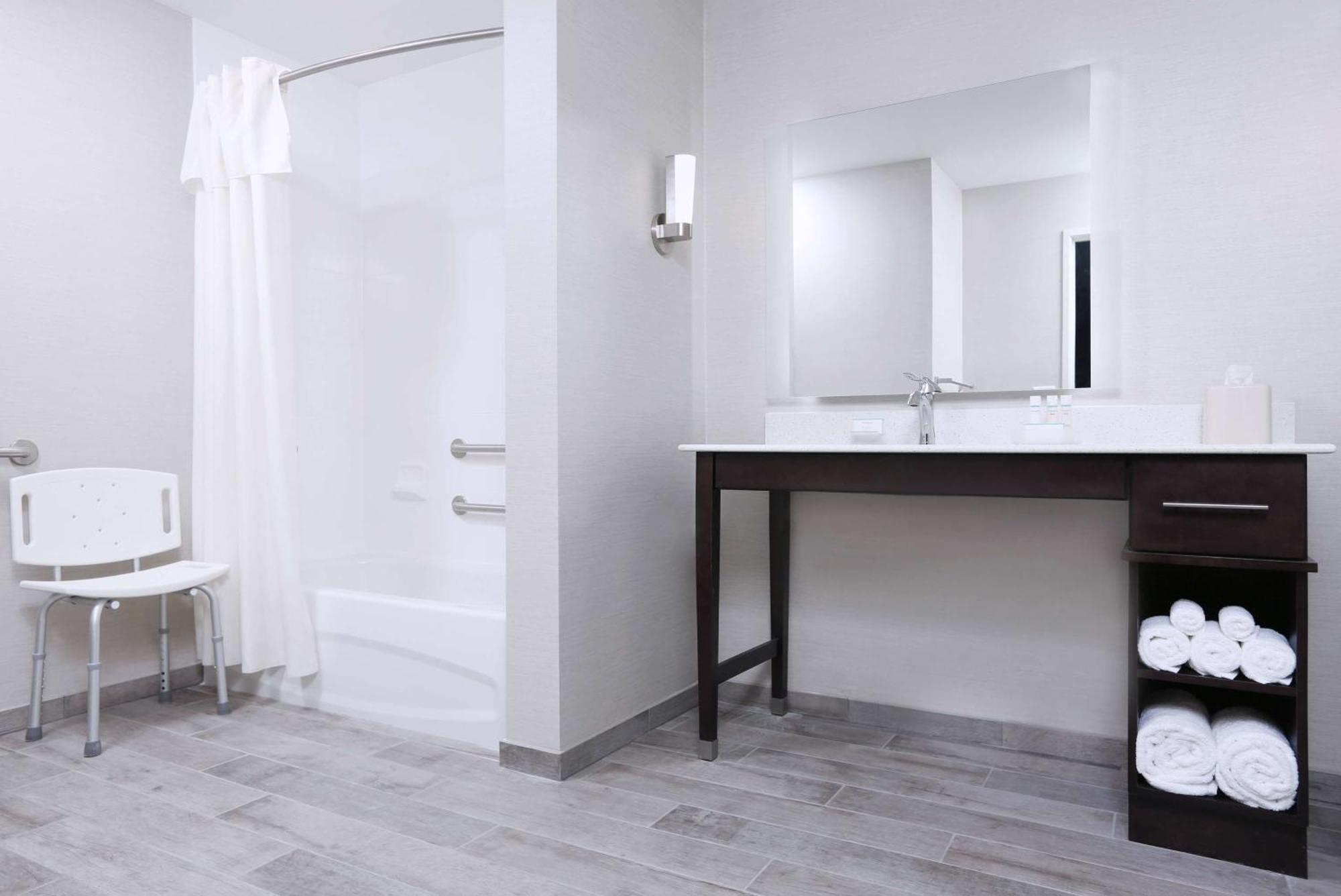 Homewood Suites By Hilton West Fargo/Sanford Medical Center Buitenkant foto